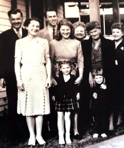 Visit of sisters to California in 1947. From the left: Leonard and Lillian, Bill and Shirlee, Bertha, Camilla, and Anna, Virginia and Billy.